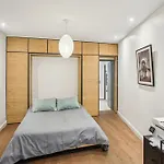 Luxury In The Heart Of St Germain A/c 3 Bedroom Outdoor Apartmán *