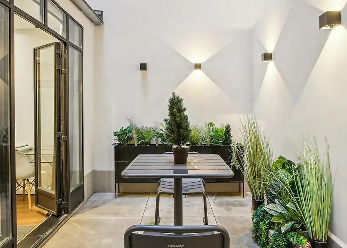 Luxury In The Heart Of St Germain A/c 3 Bedroom Outdoor