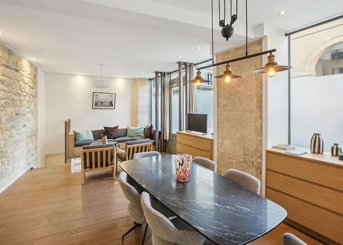 Luxury In The Heart Of St Germain A/c 3 Bedroom Outdoor アパート